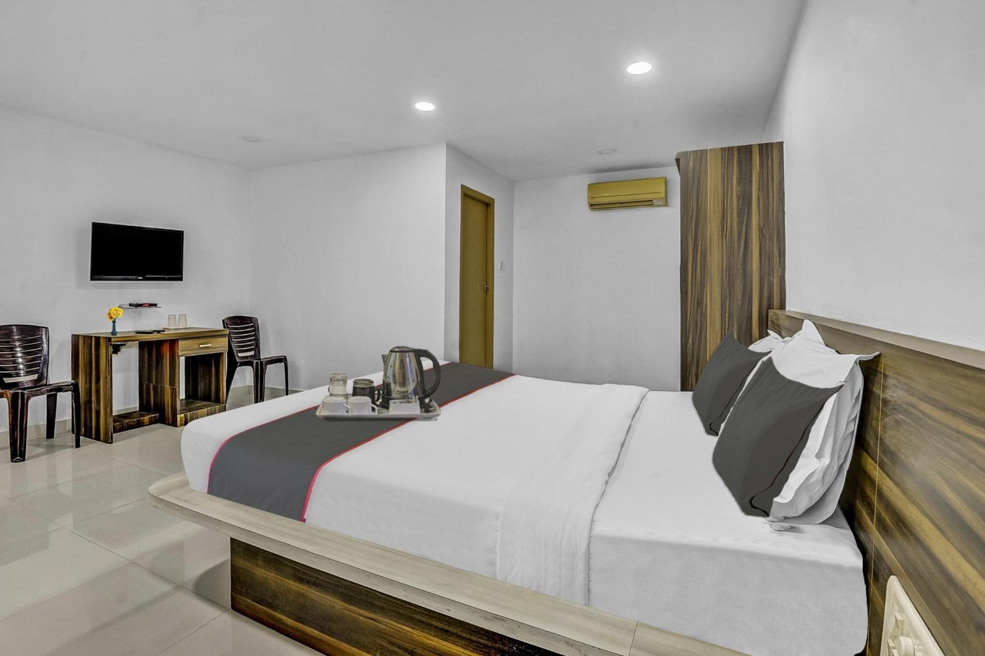 Hotel Sai Town House Mangalore Buitenkant foto