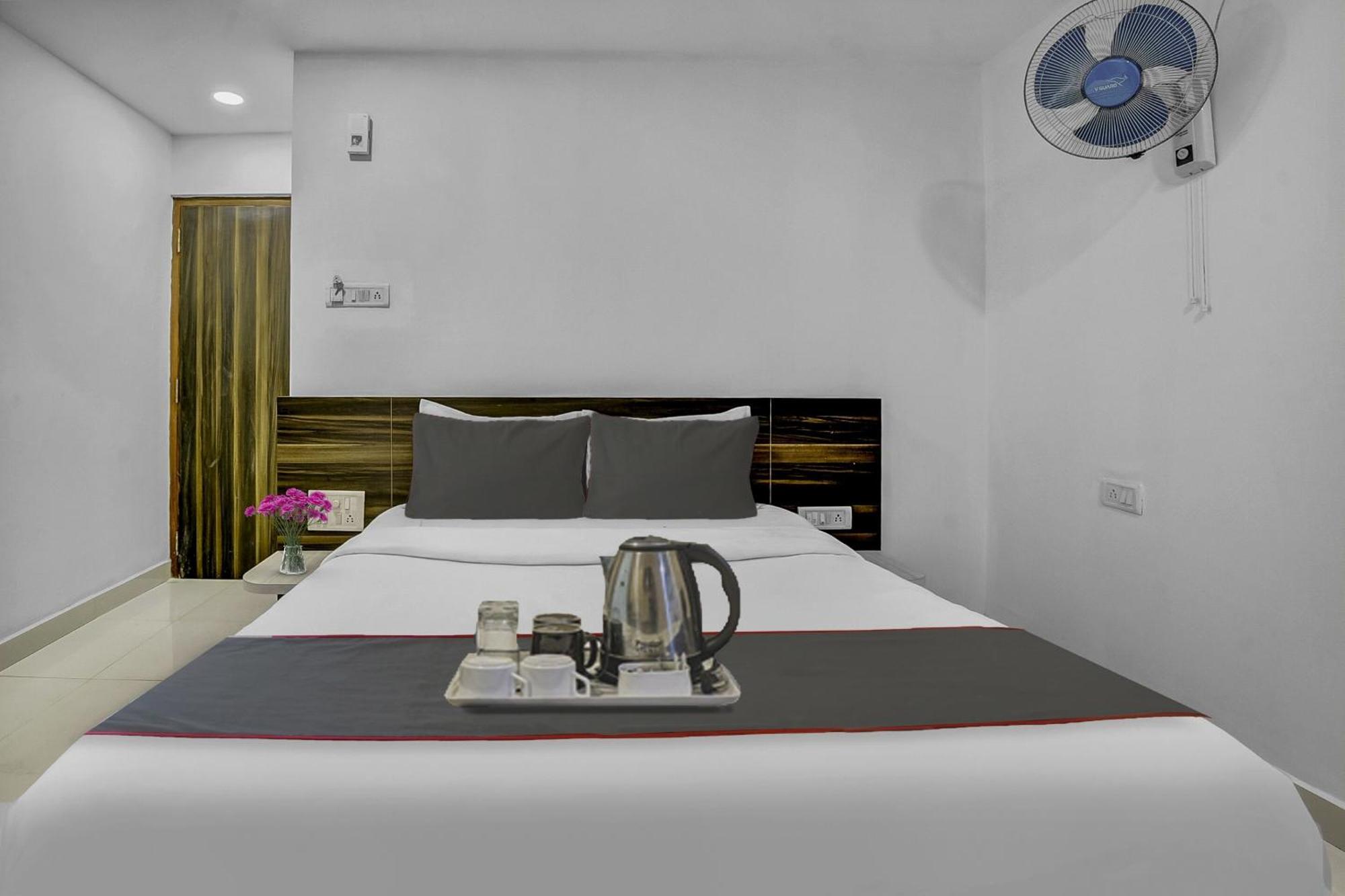Hotel Sai Town House Mangalore Buitenkant foto