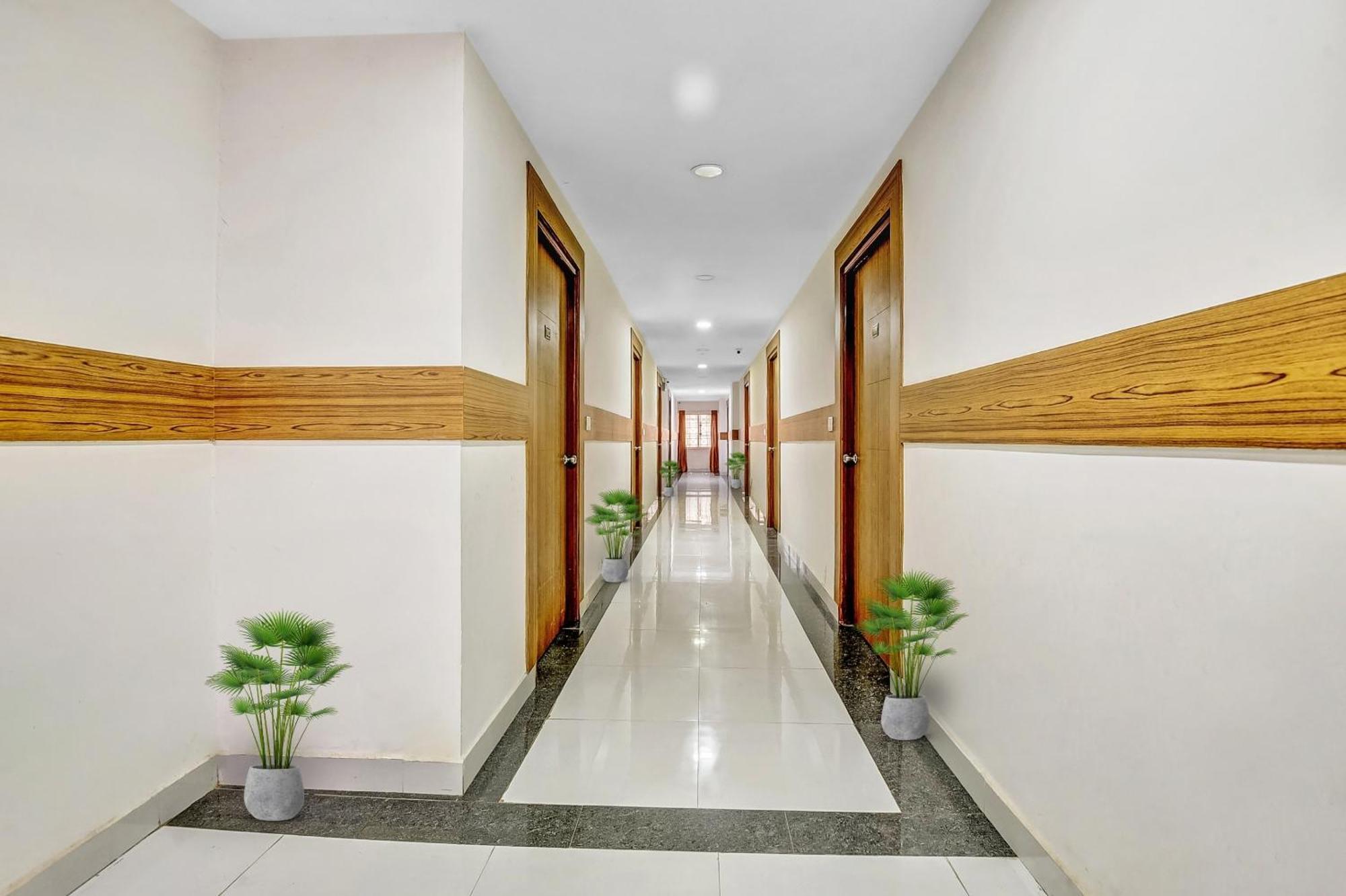Hotel Sai Town House Mangalore Buitenkant foto