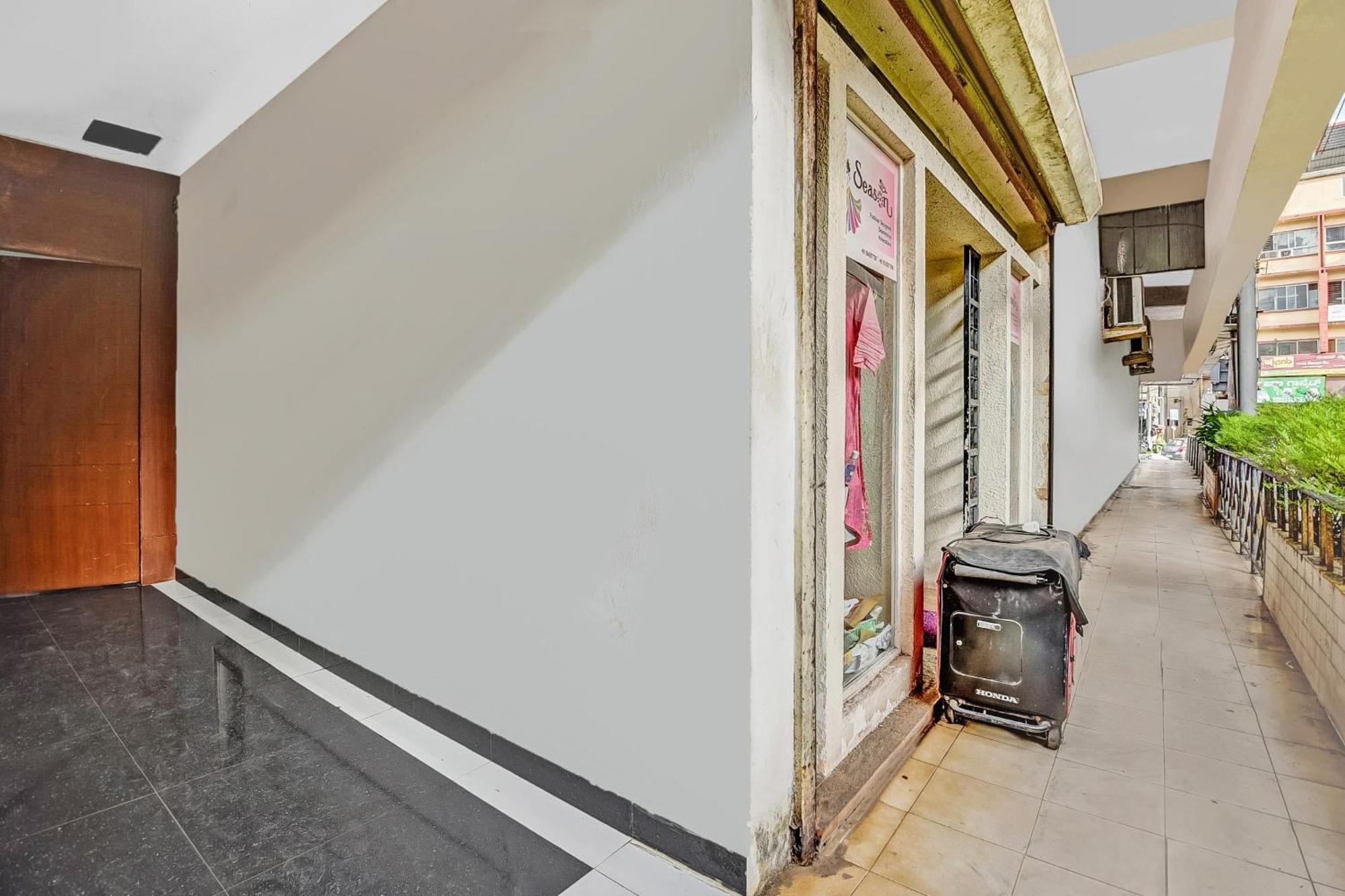 Hotel Sai Town House Mangalore Buitenkant foto
